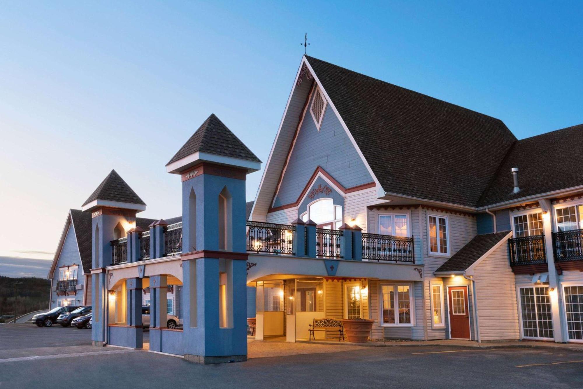 Days Inn By Wyndham Edmundston Eksteriør billede
