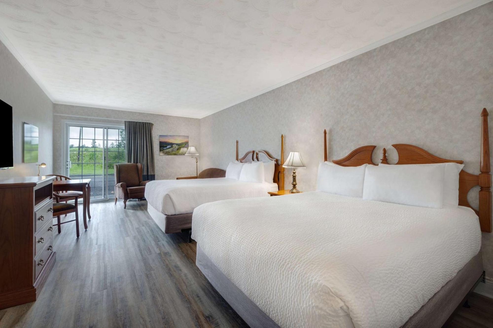 Days Inn By Wyndham Edmundston Eksteriør billede